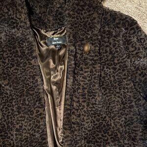 Dennis Basso Cheetah Faux Fur Hooded Cape Coat - Large‎